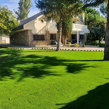 Villa Monika Alpedrete Exterior photo